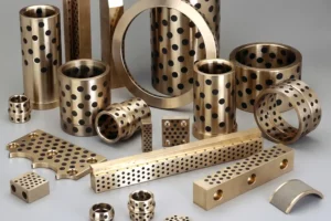 Self-lubricating metallic smooth pallet